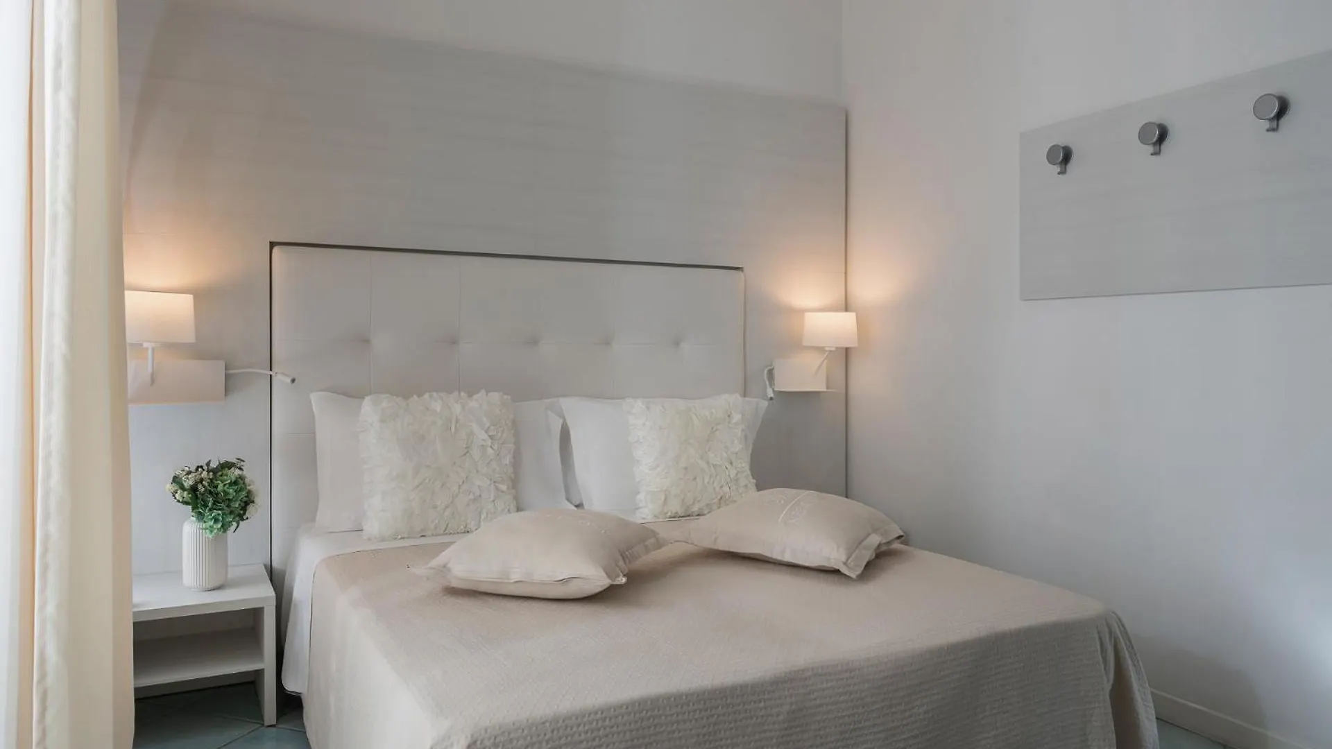 Hotel Ca' Bianca Riccione Italy